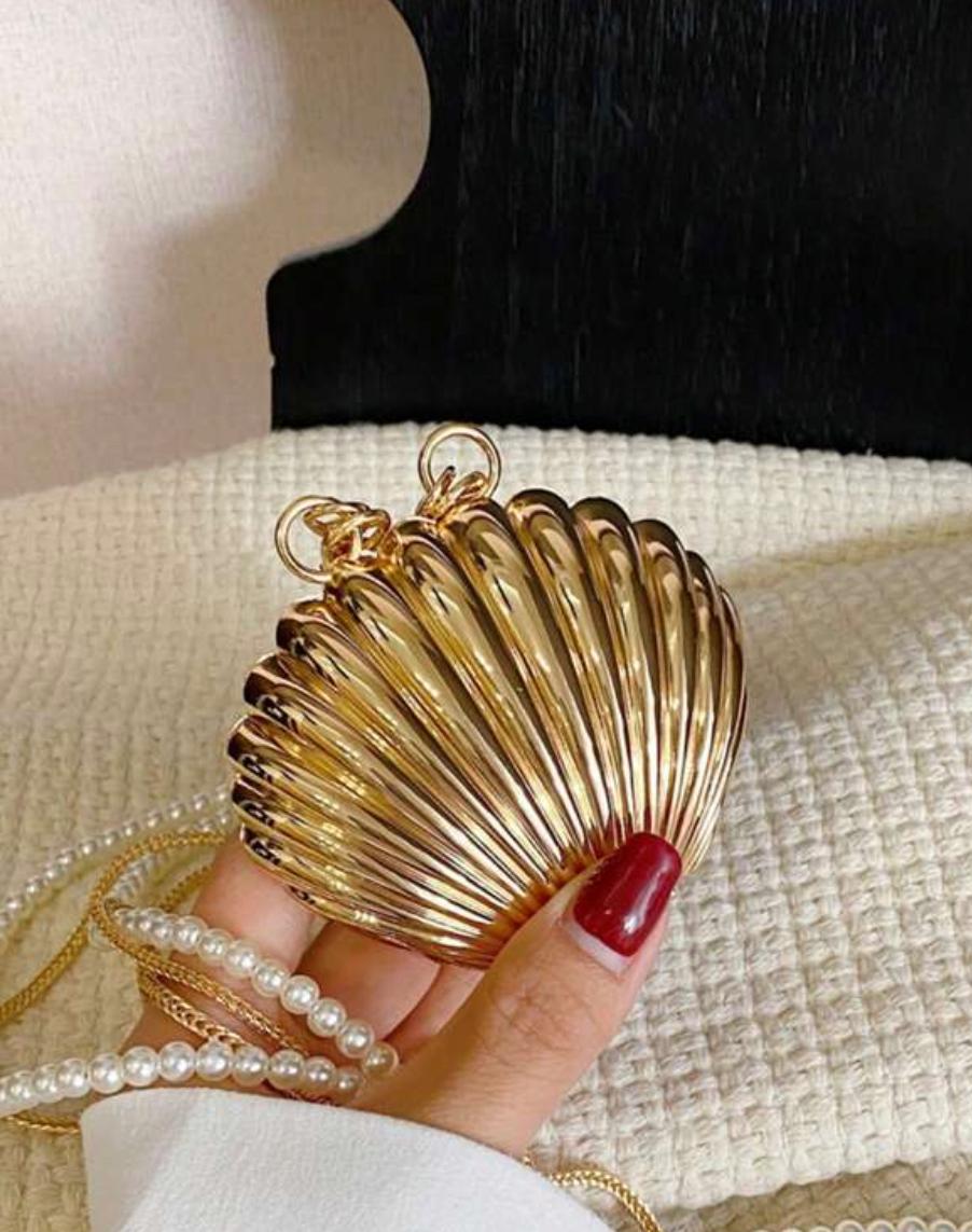 Mini metal shell bag